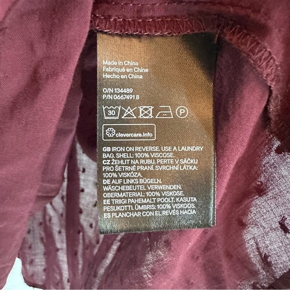 H&M Chiffon Clip Dot V Neck Long Sleeve Blouse SIZE 8 Red - Picture 4 of 9